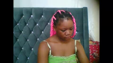 LOYCE online show from December 13, 10:27 pm