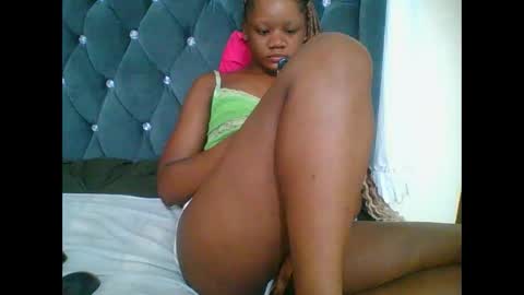 LOYCE online show from January 12, 5:09 pm