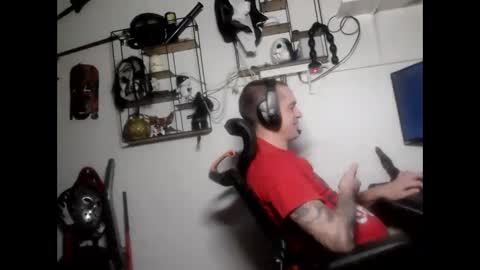 hotkinkytat online show from February 2, 3:32 am