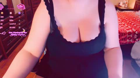 Angela online show from December 13, 8:26 pm