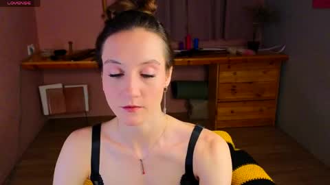 Allison  online show from May 26, 4:24 pm