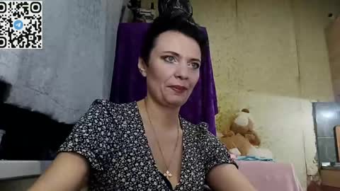 hotmamaqueen234 online show from March 23, 9:31 pm