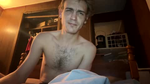 Snapshot of hotsexyricky24 chatting on January 5, 7:17 am HotSexyRicky24 online show from January 5, 7:17 am