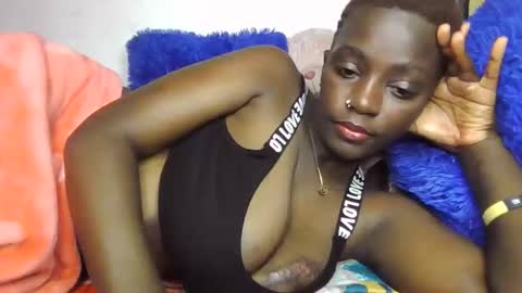 Amalia online show from February 7, 8:23 pm