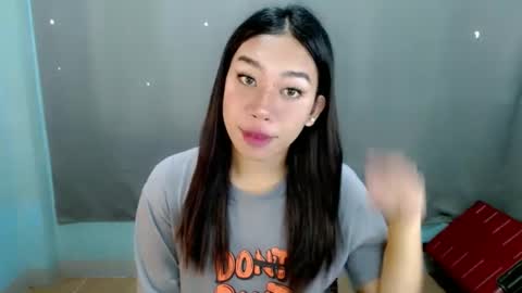 Snapshot of hott_cumforyou chatting on February 20, 12:19 am jelaigrande online show from February 20, 12:19 am