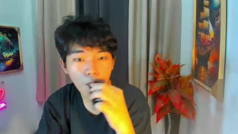 hottestloues online show from March 17, 11:37 am