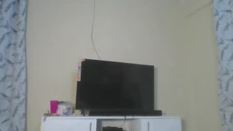 vera online show from April 5, 8:55 am