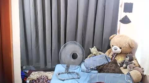 HottieChloe online show from April 11, 7:45 am