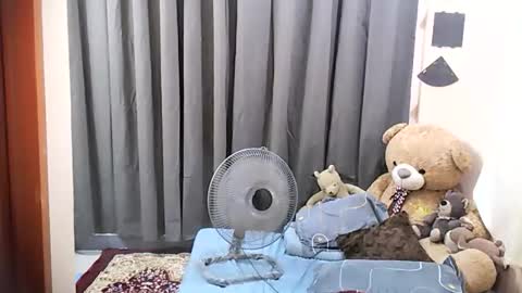 HottieChloe online show from April 11, 7:35 am