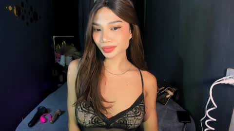 Hi i am Jane half vietnamese and half pinay and would like to meet good person here XOXO online show from May 31, 2:10 am