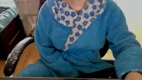 hotty_mary online show from April 19, 9:10 am