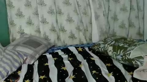 Snapshot of hotwetmommaxxx chatting on October 23, 3:19 am hotwetmommaxxx online show from October 23, 3:19 am