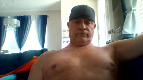 hotyummycock69 online show from May 28, 4:27 pm