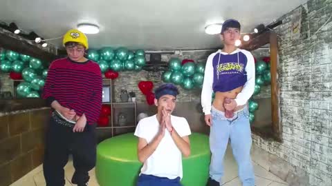 HOWENTS online show from February 20, 3:12 am