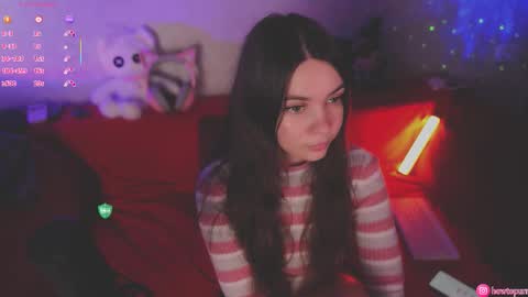 Mia online show from October 20, 6:13 pm