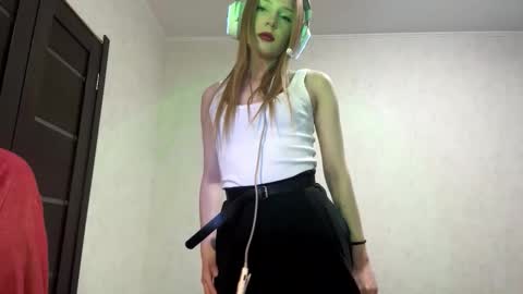 Hikki online show from March 19, 10:25 pm