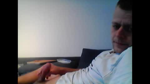 hubikush22 online show from January 7, 7:35 am