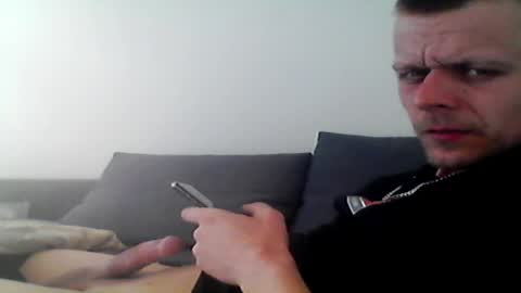 hubikush22 online show from April 1, 3:42 pm