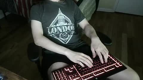 hufflepuff420 online show from April 2, 5:37 am