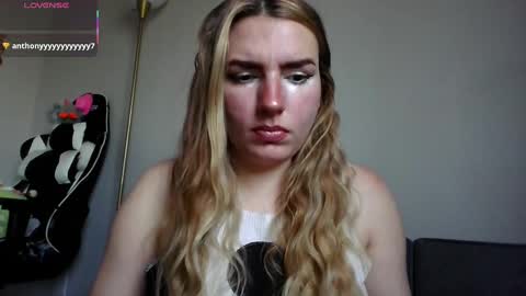 Raleigh Hugh Jannus online show from October 8, 8:15 pm