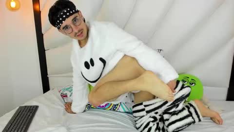 HUGO online show from March 5, 3:51 am