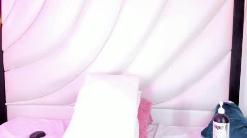 HUGO online show from February 18, 4:37 am