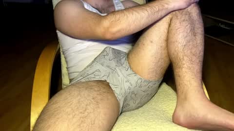 hundick_69 online show from April 26, 9:23 pm