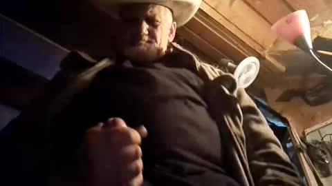 Snapshot of hung34u chatting on October 18, 9:24 am hung34u online show from October 18, 9:24 am