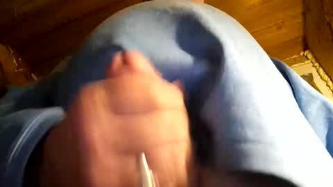 Snapshot of hung34u chatting on March 10, 3:23 am hung34u online show from March 10, 3:23 am