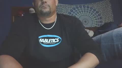 hunglikeray2286 online show from February 2, 3:59 am