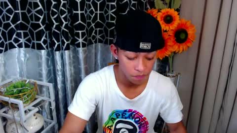 hunk_edward online show from July 7, 6:15 am