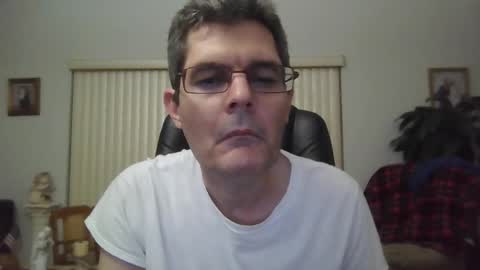 Snapshot of hunkmasclefad458 chatting on October 20, 4:50 am hunkmasclefad458 online show from October 20, 4:50 am