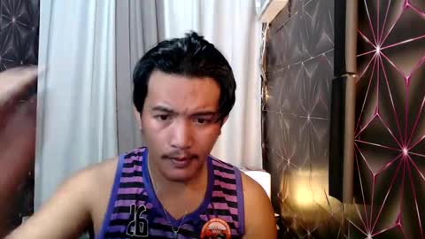 hunkylloyd online show from January 20, 8:30 am