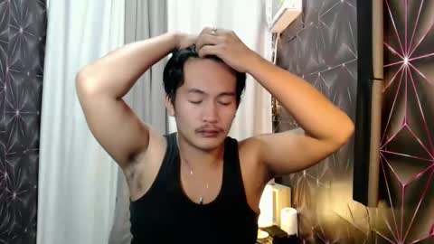 hunkylloyd online show from February 11, 3:51 pm