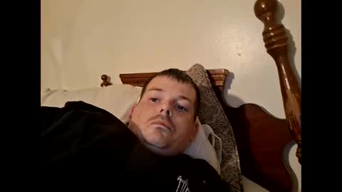 huntdog1221 online show from May 28, 3:15 am