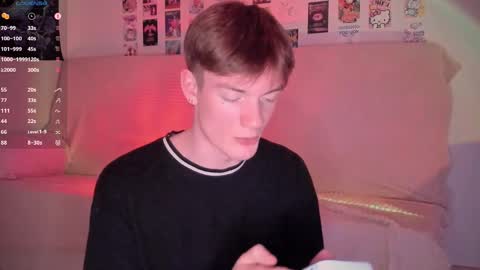 Hunter online show from February 22, 9:04 pm