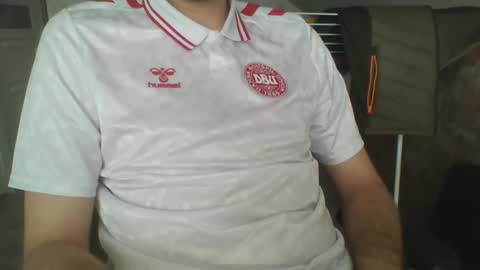 hunting_007 online show from March 10, 11:36 am