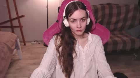 elisabeth online show from December 1, 10:24 am