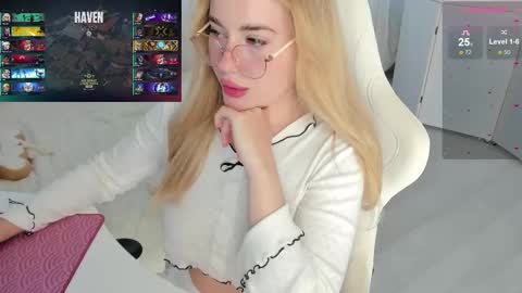 Snapshot of i_want_you_eva chatting on September 23, 2:44 pm HiI am  EvaPVT is open  online show from September 23, 2:44 pm