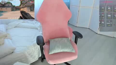 Snapshot of i_want_you_eva chatting on February 18, 11:00 am HiI am  EvaPVT is open  online show from February 18, 11:00 am