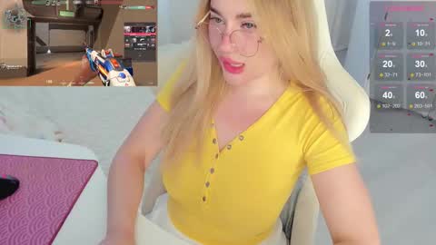 Snapshot of i_want_you_eva chatting on October 1, 12:59 pm HiI am  EvaPVT is open  online show from October 1, 12:59 pm