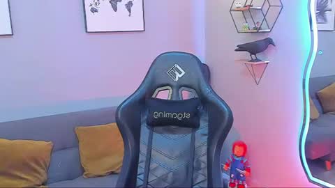 Light online show from July 9, 2:37 am