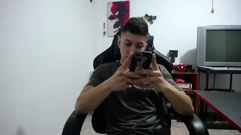 iam_yourbabyprincess_xd online show from October 27, 12:54 am