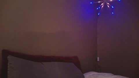 iamhereandnow online show from September 27, 2:53 am