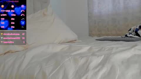 Juliiiiian online show from October 12, 12:20 pm