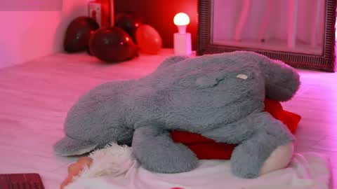 Lila online show from March 9, 9:25 pm