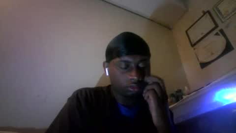 iamryan995442 online show from March 27, 9:16 pm