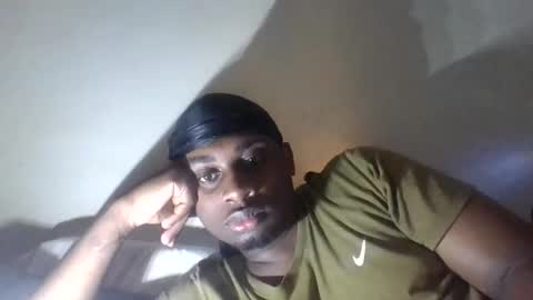 iamryan995442 online show from March 24, 9:54 pm