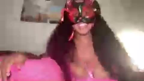 Valentina Luxe online show from June 25, 2:41 am