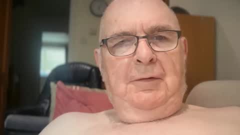 ian53a - mature UK man for same online show from May 27, 4:04 pm